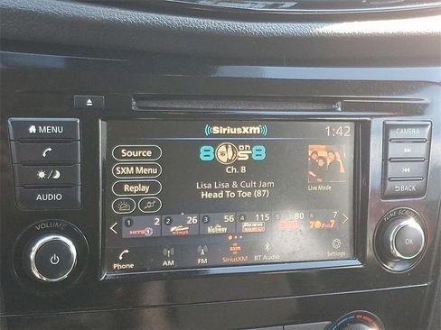 Used 2021 Nissan Rogue Sport S image 16