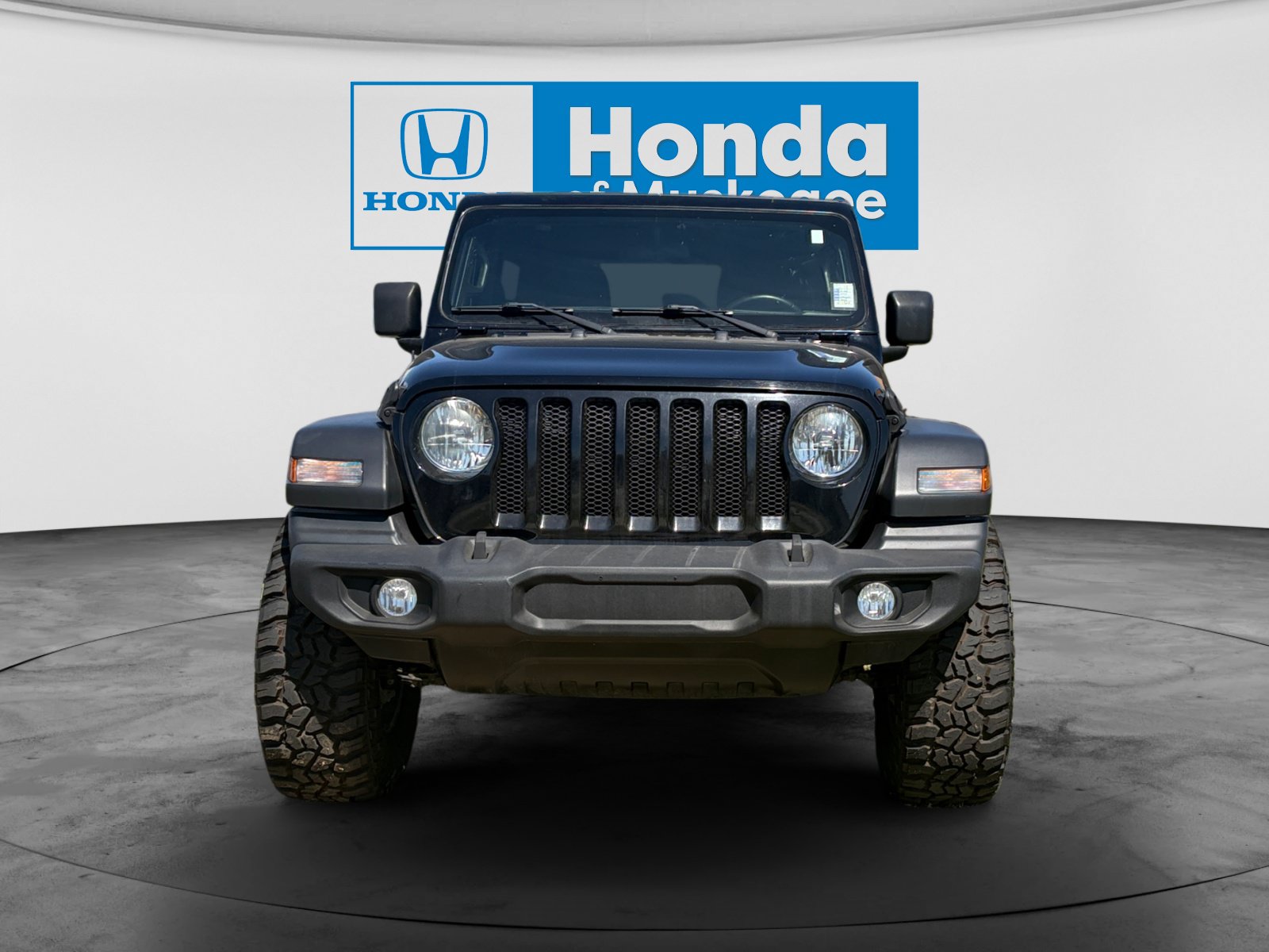 Used 2022 Jeep Wrangler Unlimited Sport AWD/4WD image 2