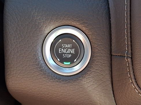 Used 2024 GMC Yukon Denali w/ Max Trailering Package AWD/4WD image 29