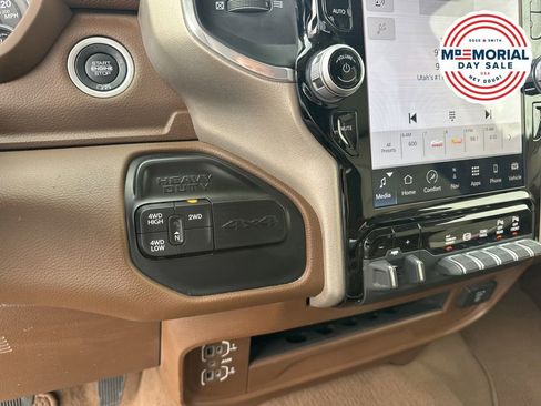 Used 2023 RAM 3500 Laramie AWD/4WD image 19