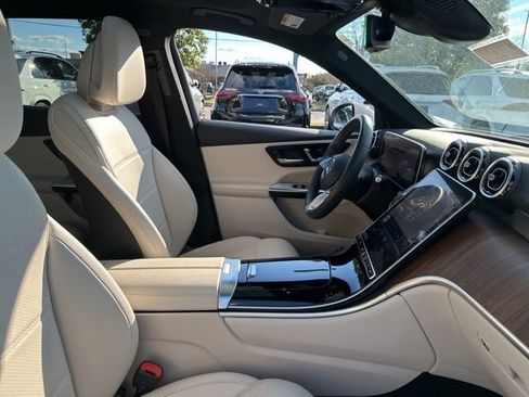 Certified 2024 Mercedes-Benz GLC 300 4MATIC image 33