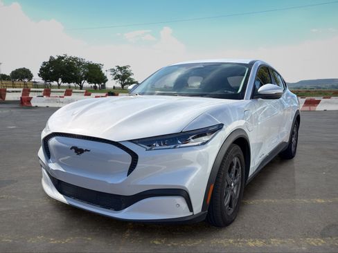 Used 2021 Ford Mustang Mach-E Select RWD image 5