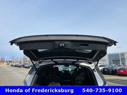 Certified 2024 Honda Pilot Sport image 26