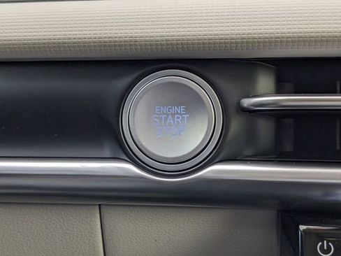 Certified 2025 Hyundai Tucson SEL image 30