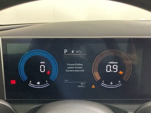 Used 2025 Hyundai Santa Cruz SEL image 26