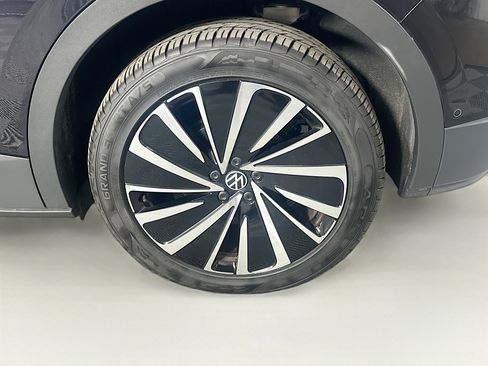 Used 2023 Volkswagen ID.4 Pro S Plus AWD/4WD image 11