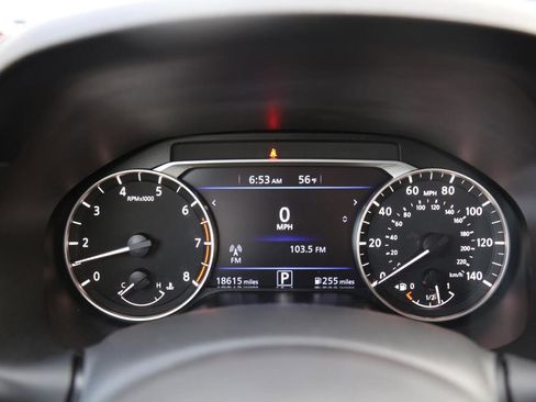 Used 2025 Nissan Altima 2.5 SV image 10