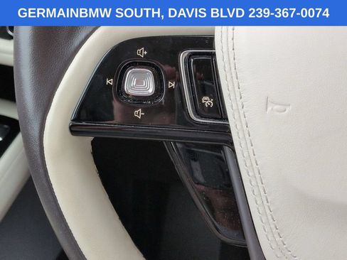 Used 2023 Lincoln Aviator Black Label w/ Dynamic Handling Package AWD/4WD image 27