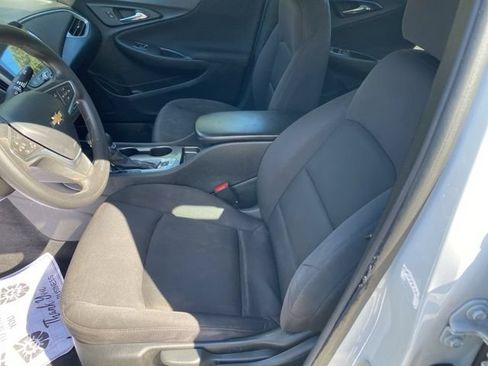 Used 2023 Chevrolet Malibu LS FWD image 18