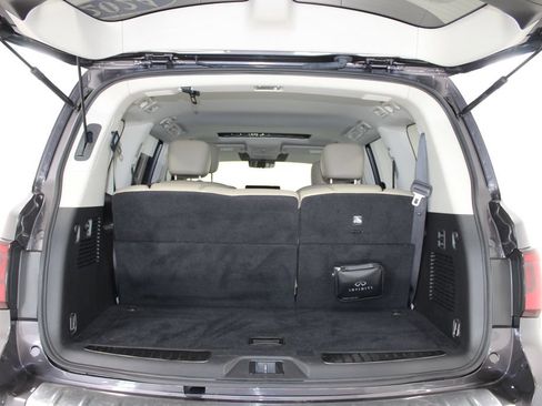 Used 2024 INFINITI QX80 Premium Select w/ Cargo Package AWD/4WD image 16