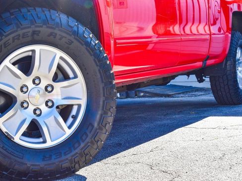 Used 2018 Chevrolet Silverado 1500 LT image 5