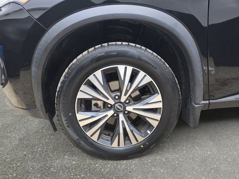 Used 2023 Nissan Rogue SV w/ SV Premium B Package FWD image 28