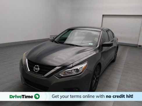 Used 2017 Nissan Altima 2.5 SV image 1