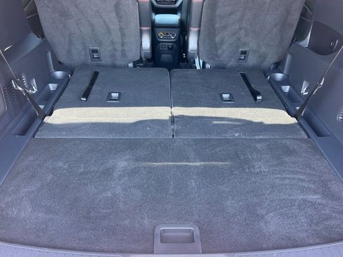 Used 2026 Ford Explorer ST-Line w/ ST-Line Street Pack AWD/4WD image 16