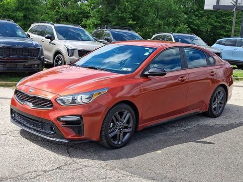 Certified 2021 Kia Forte GT-Line FWD image 3