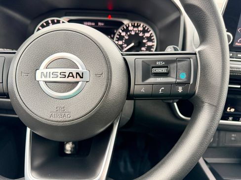 Used 2021 Nissan Rogue SV AWD/4WD image 34