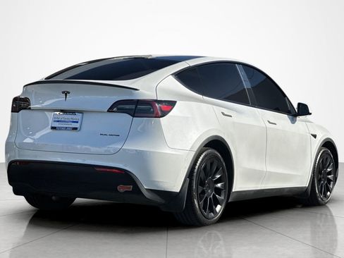 Used 2020 Tesla Model Y Long Range AWD/4WD image 5