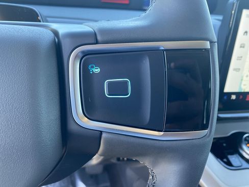 New 2026 Ford Expedition Active image 32