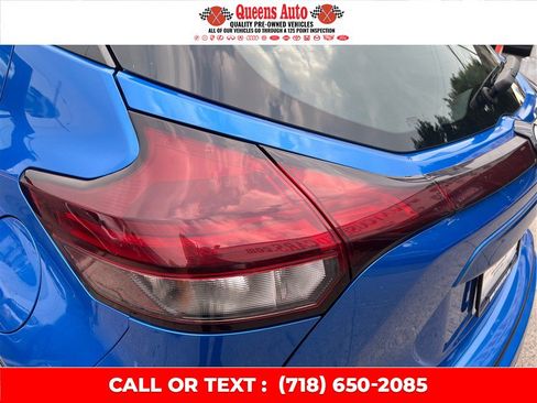 Used 2021 Nissan Kicks S FWD image 33