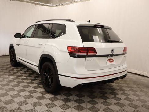 Used 2023 Volkswagen Atlas SEL R-Line image 3