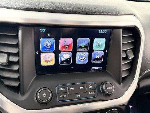 Used 2018 GMC Acadia SLT image 29