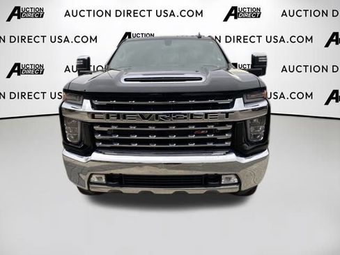 Used 2020 Chevrolet Silverado 2500 LTZ w/ LTZ Convenience Package AWD/4WD image 2
