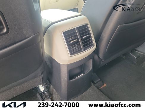 Used 2023 Kia Sportage EX FWD image 15