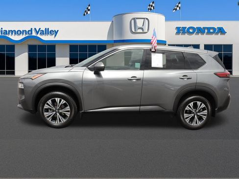 Used 2021 Nissan Rogue SV FWD image 8