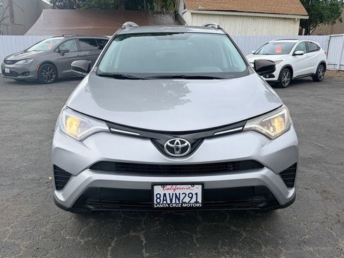 Used 2016 Toyota RAV4 LE FWD image 2