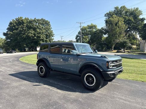 Used 2022 Ford Bronco Outer Banks w/ Sasquatch Package AWD/4WD image 27