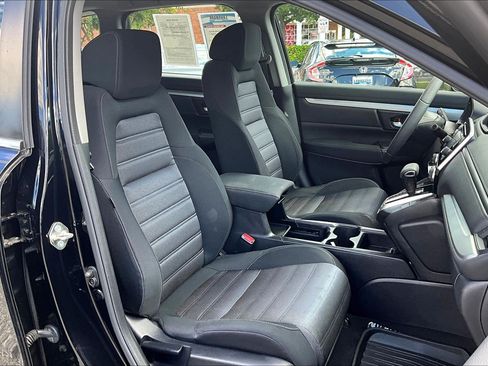 Used 2018 Honda CR-V LX image 7