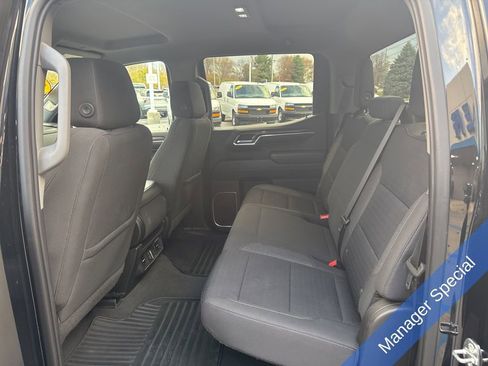 Used 2022 Chevrolet Silverado 1500 LT image 19