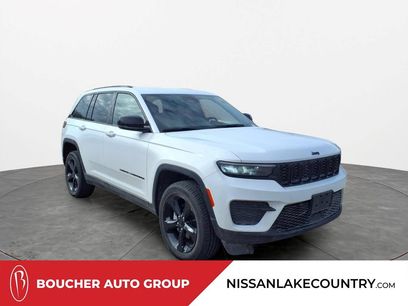 Used 2023 Jeep Grand Cherokee Altitude
