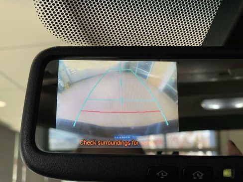 Used 2010 Toyota Tundra Limited image 20