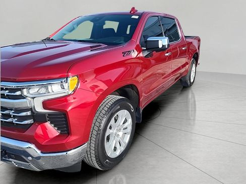 Used 2023 Chevrolet Silverado 1500 LTZ AWD/4WD image 4