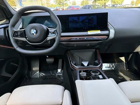 Used 2026 BMW X3 xDrive30i w/ Premium Package AWD/4WD image 17