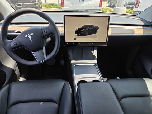 Used 2023 Tesla Model Y Long Range AWD/4WD image 11