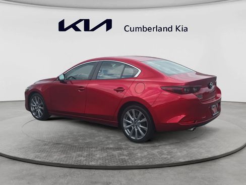 Used 2024 MAZDA MAZDA3 s FWD image 3
