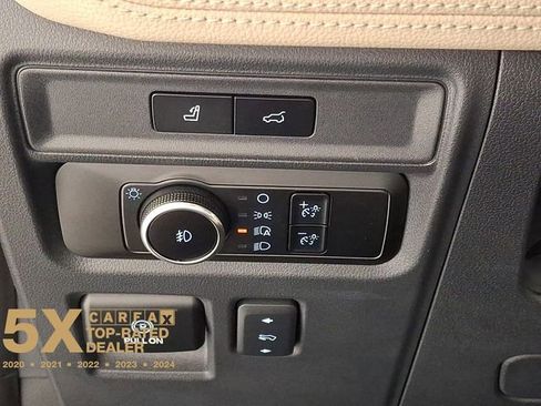 Used 2024 Ford Expedition Max Limited image 30