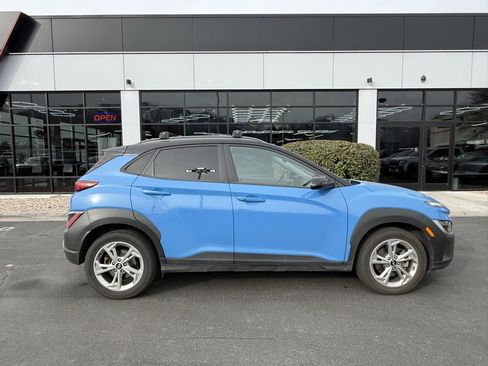 Used 2022 Hyundai Kona SEL image 8