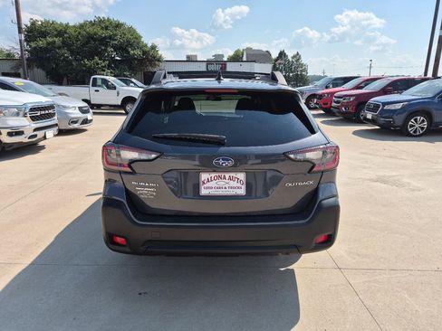 Used 2025 Subaru Outback Premium AWD/4WD image 7