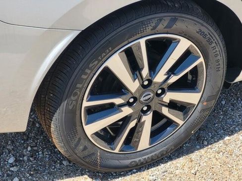 New 2025 Nissan Versa SV w/ Trunk Package image 5