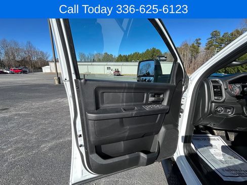 New 2026 RAM 2500 Tradesman AWD/4WD image 21