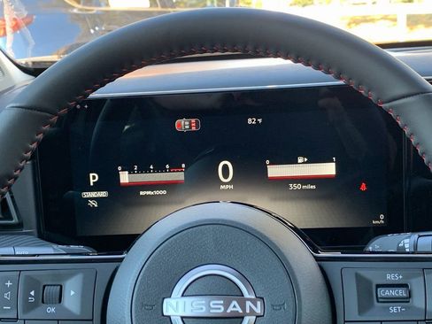 New 2026 Nissan Kicks SR image 7