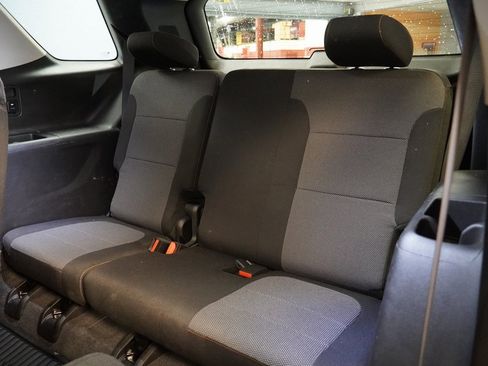 Used 2018 Chevrolet Traverse LT image 27