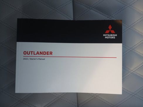 Used 2022 Mitsubishi Outlander SEL image 38