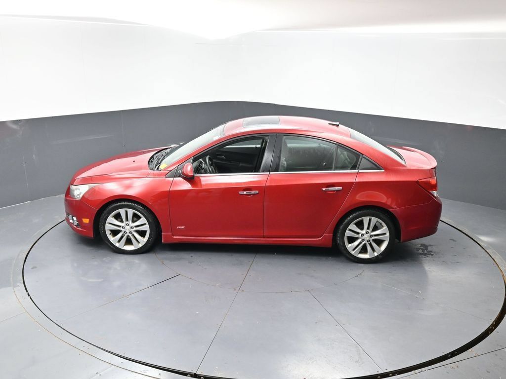 Used 2014 Chevrolet Cruze LTZ w/ Sun, Sound and Sport Package FWD image 18