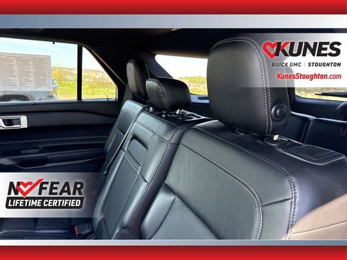Used 2020 Ford Explorer Limited w/ Class III Trailer Tow Package AWD/4WD image 43