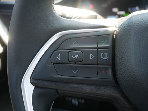 New 2025 Jeep Grand Cherokee Limited 4xe image 28