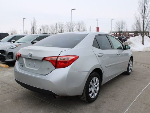 Used 2017 Toyota Corolla LE image 7